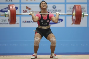 Cử tạ Thái Lan bị cấm Olympic vì huấn luyện viên