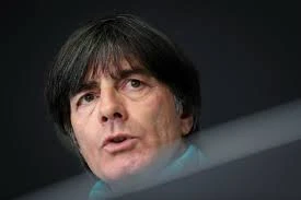 Joachim Loew sắp chia tay tuyển Đức, Bayern ngăn cản Flick