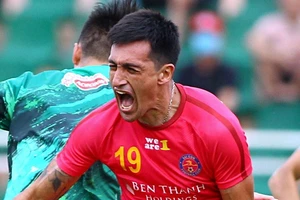 Trăm sự nhờ lão tướng Đỗ Merlo: 3 bàn, 9 điểm