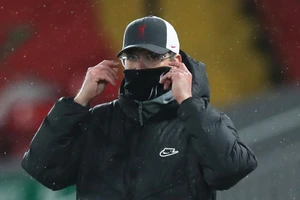 Nội tại Super League chưa ra đời đã rối loạn