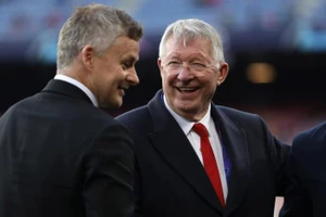 Sir Alex ‘bảo kê’ cho Solskjaer