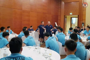 23 giờ hôm nay tuyển Việt Nam tập luyện ở UAE