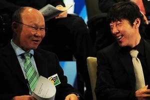 Shin Tae-yong: 'Xem thì xem, ông Park không bắt bài tôi được'