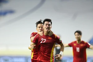 Góc nhìn: Cứ liên quan đến UAE là Tiến Linh ‘nổ súng’