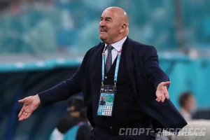 ‘HLV online’ ở Nga đòi thay Cherchesov bằng Karpin