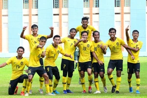 Malaysia lại 'chơi sốc' đưa U-20 đá U-23 châu Á