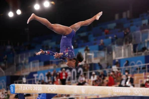 Simon Biles trở thành huyền thoại Olympic