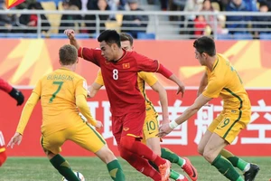 Úc thừa thắng xông lên