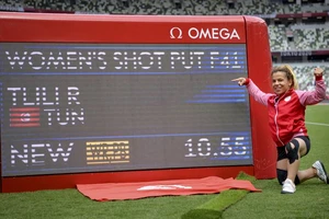 VĐV dự 4 Paralympic, giành 5 HCV và nhiều HCB