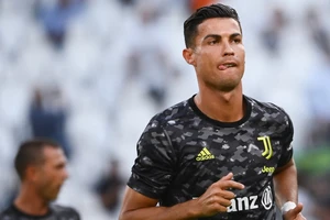 Ronaldo đã cận kề “bến” Etihad
