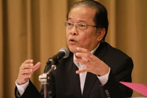 'Ông trùm' bóng đá Thái Lan Worawi trở lại