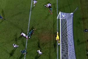 UAE tố VAR 'cướp' chiến thắng trắng trợn