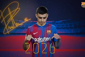 Pedri đồng ý 'bức tường lửa' 1 tỉ euro Barcelona giăng ra