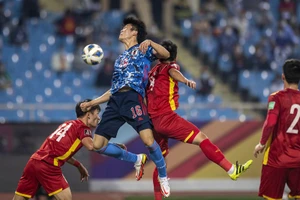 Tuyển Việt Nam chơi kiểu 'bản sao' của Nhật