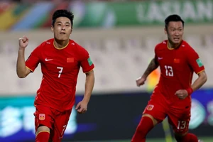 Sau khi thắng tuyển Việt Nam, Trung Quốc tiếp tục... son