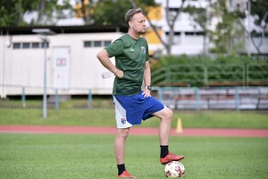 HLV Thái Lan: Tôi ngạc nhiên vì tuyển Việt Nam nhì bảng