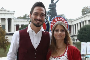 Vợ của nhà vô địch World Cup 2014 bị cướp tại Thái Lan