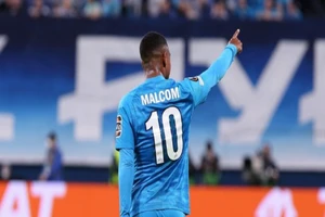 FIFA mở hướng nào cho cầu thủ, HLV nước ngoài ở Nga?