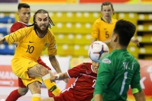 Futsalroos công bố 14 tuyển thủ tranh vé với VN