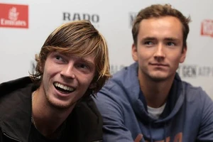 Bị các sếp phản ứng khi cấm các tay vợt Nga, Wimbledon nói gì?