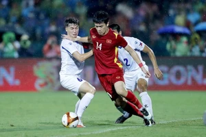Khi U-23 Philippines phá một lối chơi