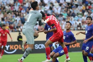 Bóng đá Campuchia, “một đám cưới và một đám ma”