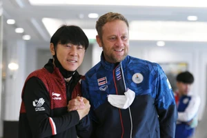 Ông Shin Tae-yong phải đòi nợ chứ