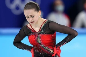 IOC đòi WADA tổ chức lễ trao HCV cho Valieva