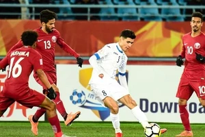 Qatar đá kiểu gì mà thua Uzbekistan 0-6?