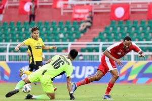 Viettel vượt đẳng cấp “Voi trẻ” nhưng thua bàn rất ấu trĩ