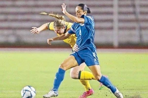 Tuyển Philippines "lật mặt nạ" Úc, VN ngại gì!