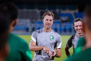 Saudi Arabia đá đâu thắng đó, HLV Herve nhận chỉ tiêu nặng nề
