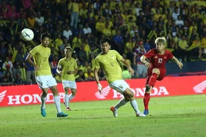 King’s Cup của Thái Lan gồm ba khách mời nào?