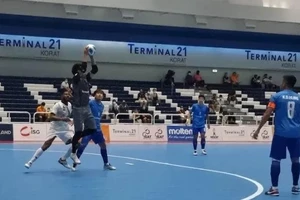 Á quân Việt Nam khởi đầu chiến thắng