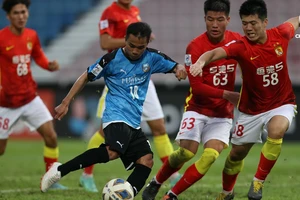 Bà Pang gọi “Messi Thái” về đá King’s Cup