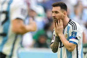 'Don't cry for me! Argentina'... 'sống lại' vì Argentina thua