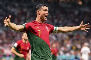 Nếu Ronaldo về Al Nassr, tiền lương rất khủng chứ không chỉ 158 triệu USD