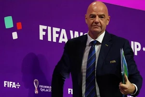 Chủ tịch FIFA nói về World Cup 'siêu trường, siêu trọng'
