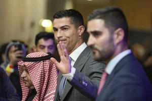 Chuyên gia tài chính nói về phi vụ Ronaldo đến Al Nassr