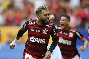 Sốc: Nhà vô địch châu Á đánh bại nhà vô địch Nam Mỹ