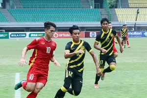 Bóng đá Malaysia càng tụt dốc, càng mơ cao