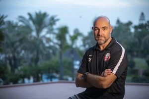 Sanchez chuẩn bị đối đầu đội trẻ Việt Nam thì được Iran 'để mắt'