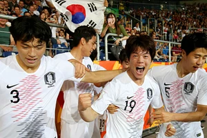 Oman khó trụ trước Hàn Quốc