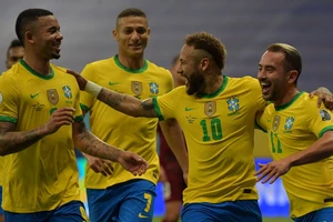 Các tuyển thủ Brazil đồn nhau Ancelotti sắp làm thầy họ