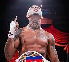 Trước thềm SEA Games 32, võ sĩ Brazil lại “đổ dầu vào lửa”