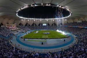 Hai sân khủng cho trận chung kết Champions League trong mơ