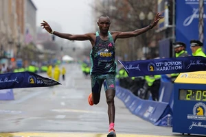 “Vàng Mỹ” lại mang đãi Kenya