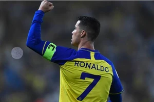 Ronaldo lên 'đỉnh thế giới', Messi, LeBron James, Mbappe... 'ngửi khói'