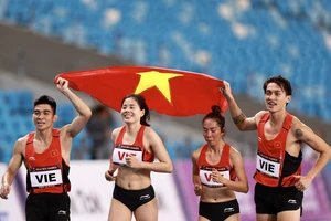 Puripon Boonson chấn thương, Nguyễn Thị Oanh sáng cửa "Toàn năng"