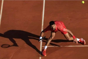 Djokovic đề-pa hoàn hảo trong chiến dịch lên đỉnh “Big Three”